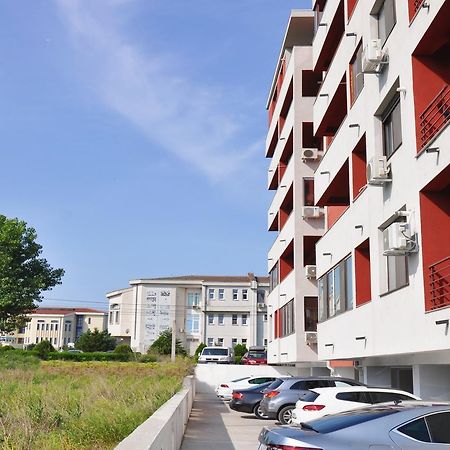 Antos Deluxe Apartment Constanta Luaran gambar