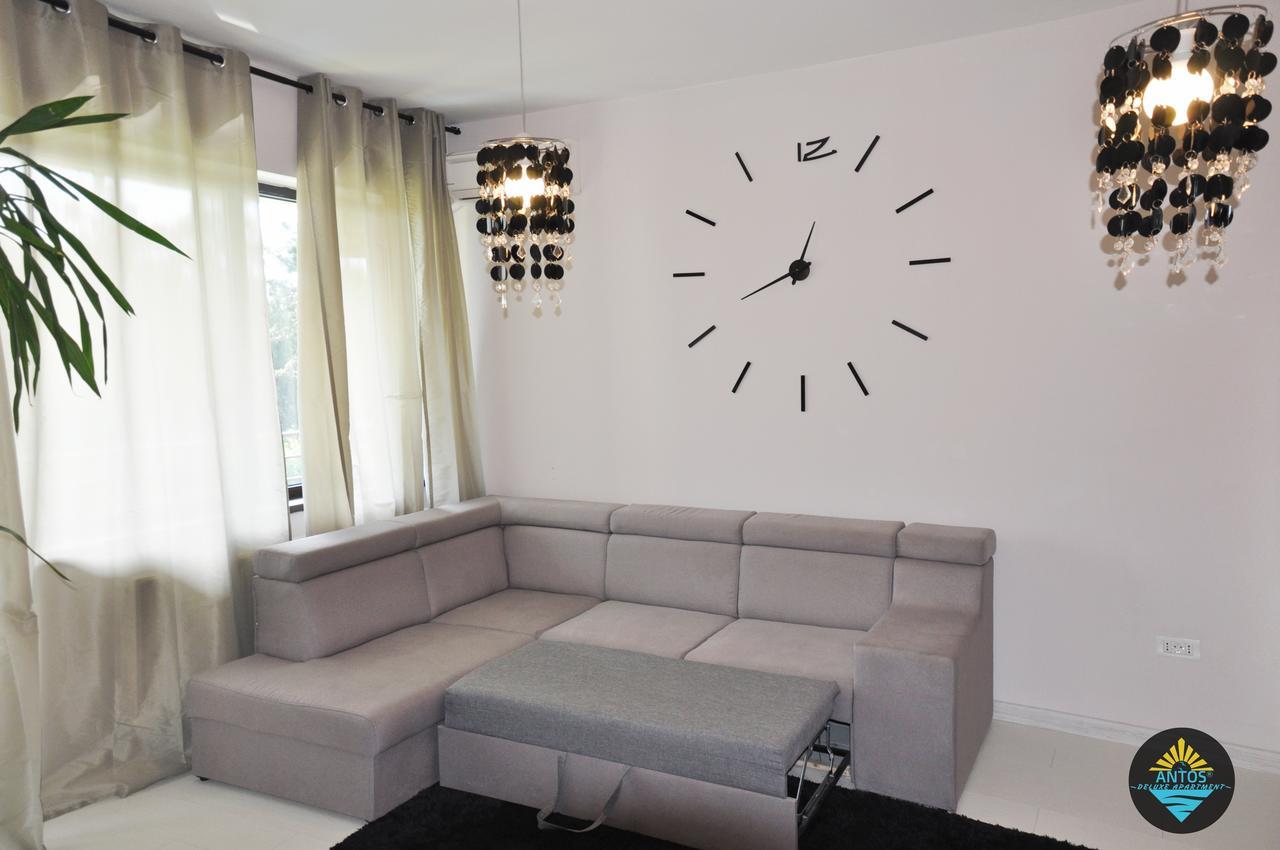 Antos Deluxe Apartment Constanta Luaran gambar
