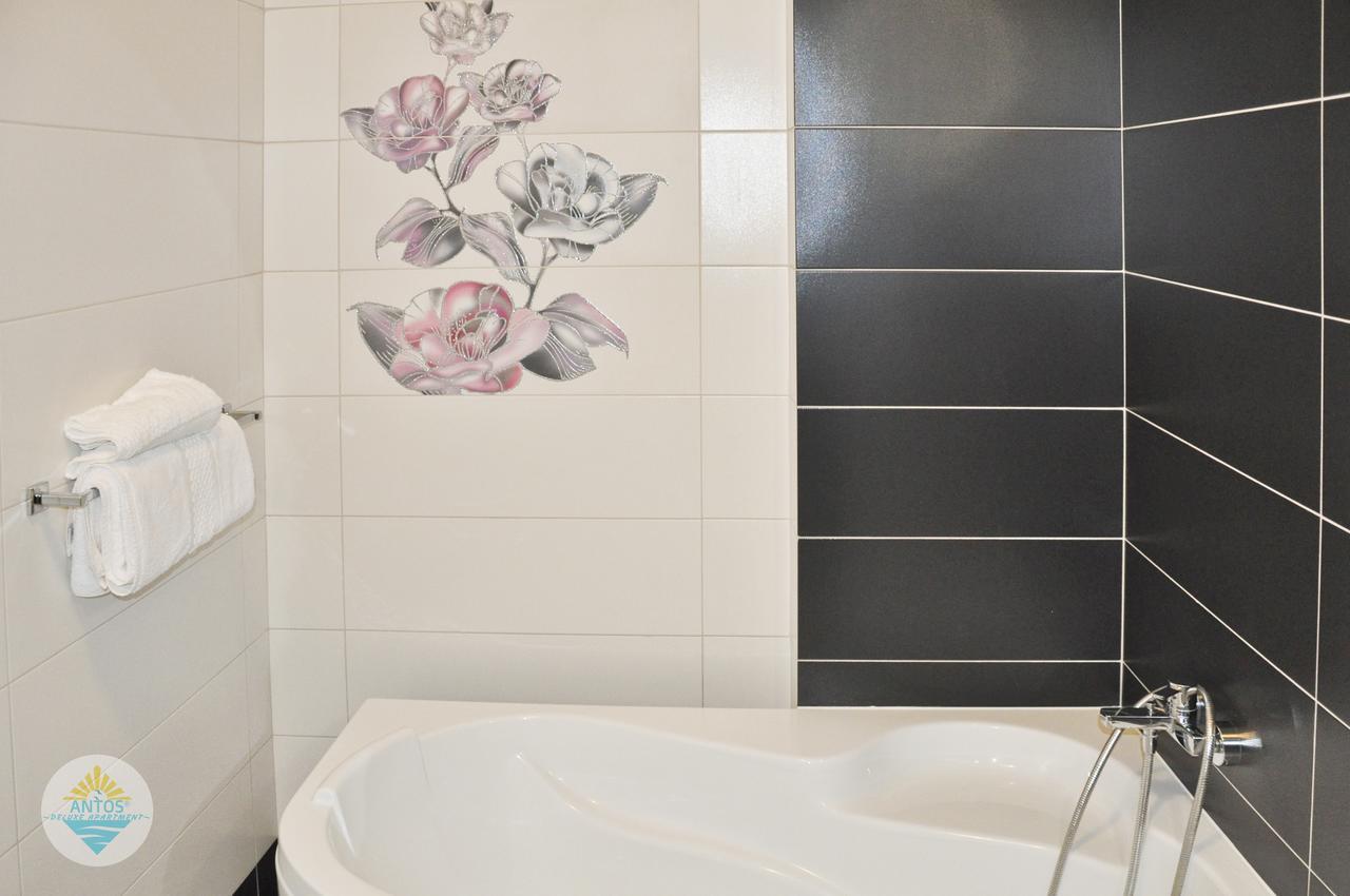 Antos Deluxe Apartment Constanta Luaran gambar