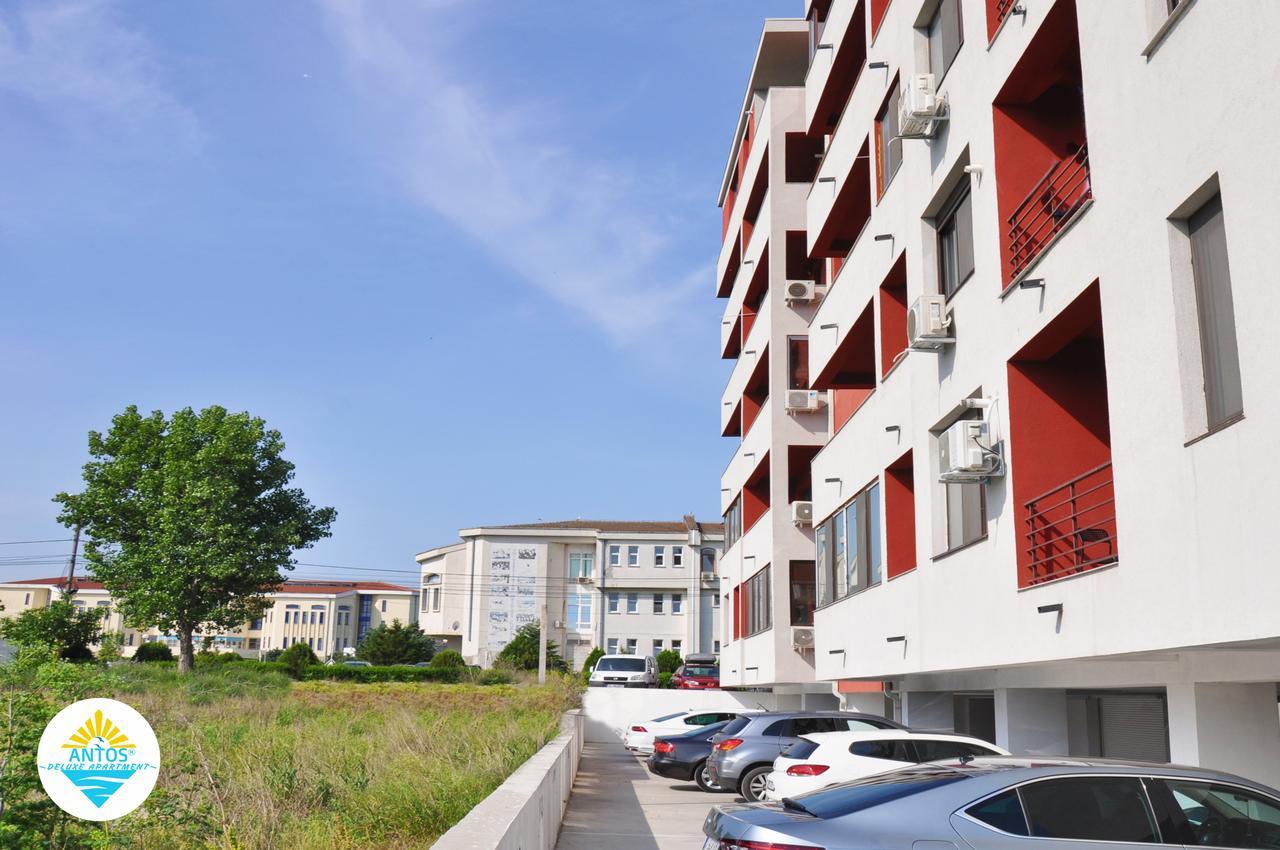 Antos Deluxe Apartment Constanta Luaran gambar