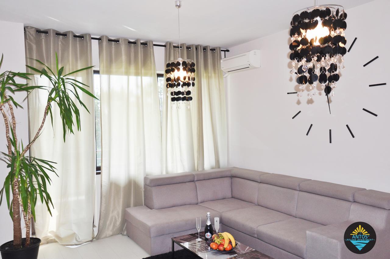 Antos Deluxe Apartment Constanta Luaran gambar
