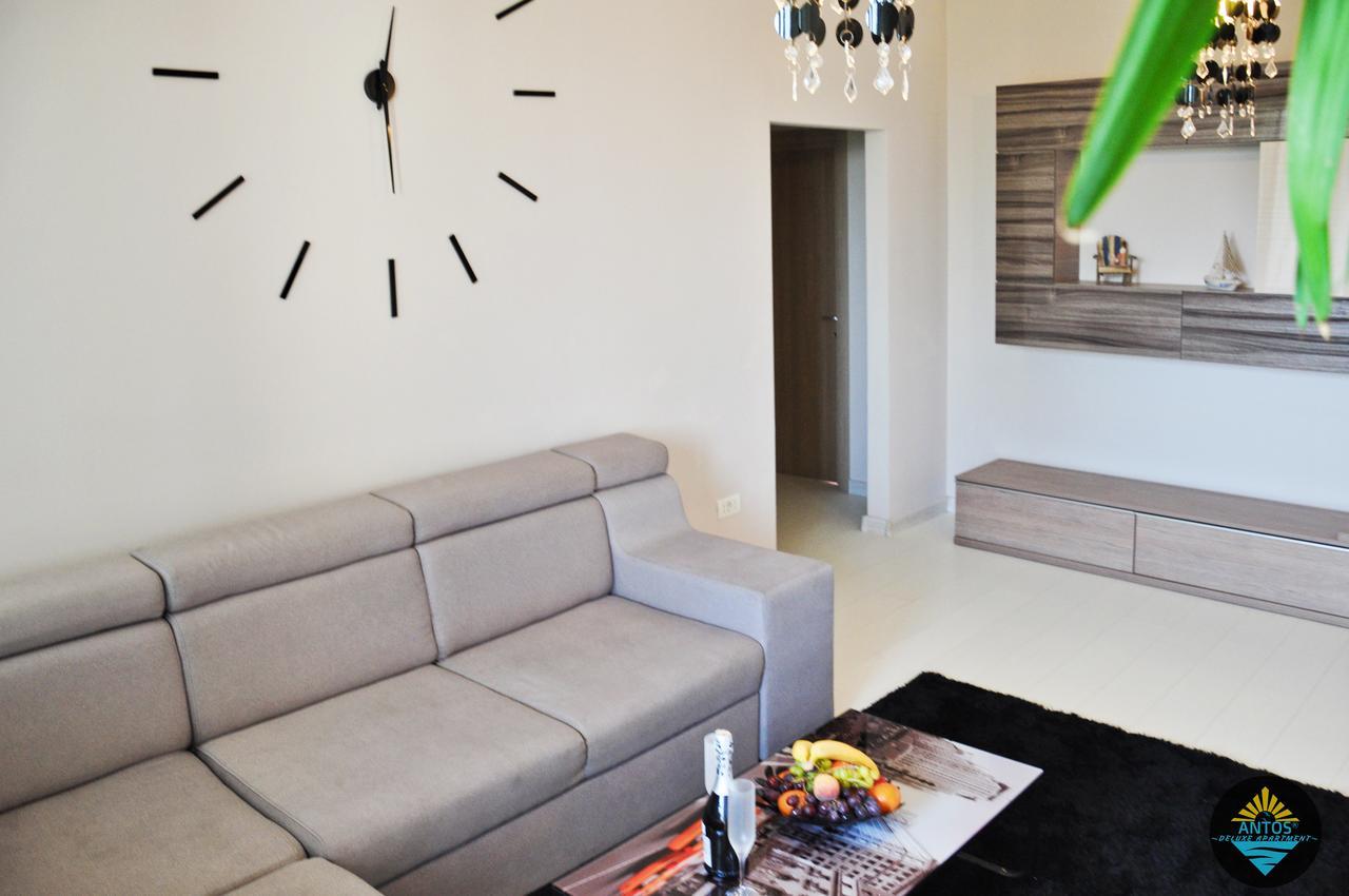 Antos Deluxe Apartment Constanta Luaran gambar