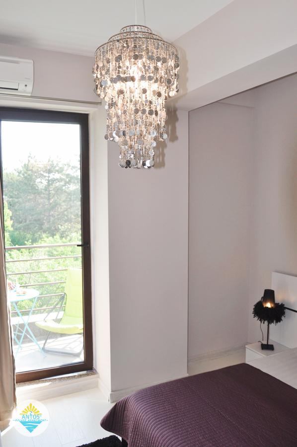 Antos Deluxe Apartment Constanta Luaran gambar